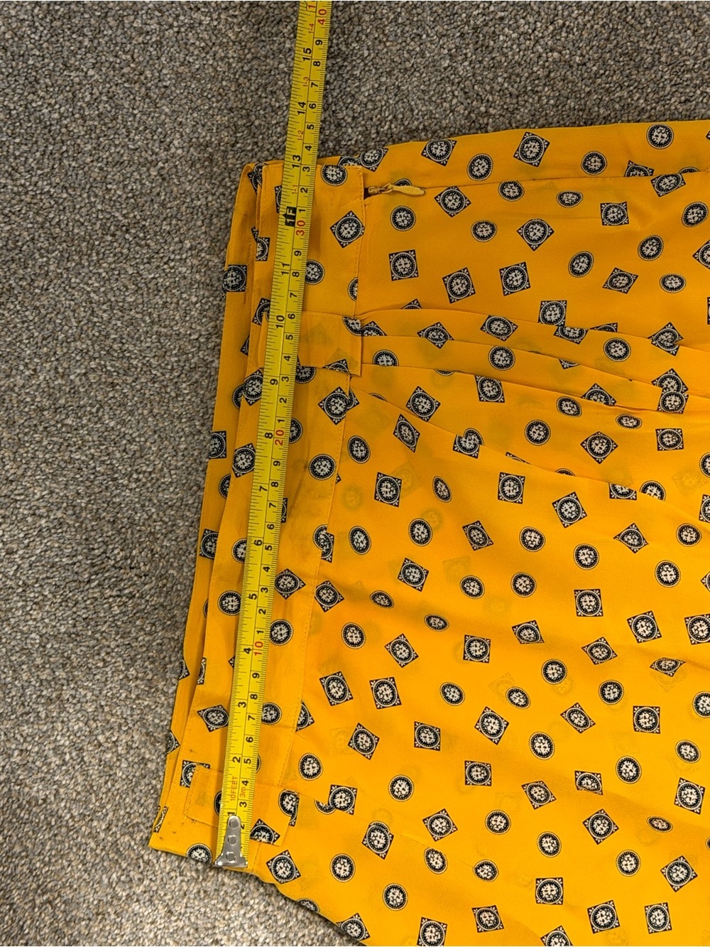 Vintage Jones New York 100% Silk 2-Piece Skirt Set Yellow Print Size - Picture 9 of 11